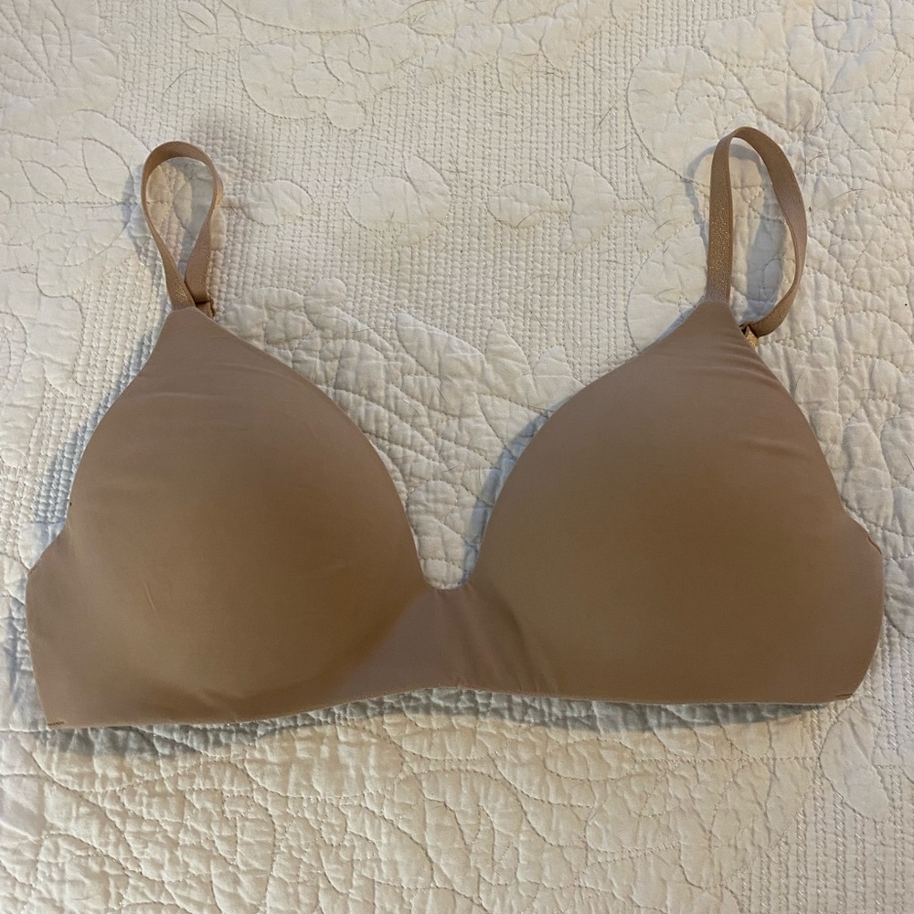 Victoria’ Secret bra 32C